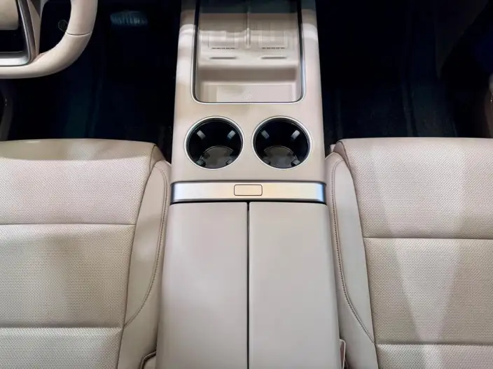 Li Auto MEGA 2025 Model Home Family Special Edition – фото 49