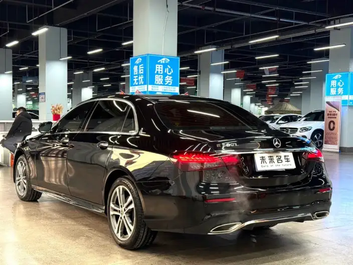 Mercedes-Benz E-Class 2023 Model E 260 L Sports sedan – фото 5