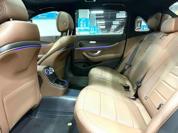 Mercedes-Benz E-Class 2023 Model E 260 L Sports sedan – фото 15