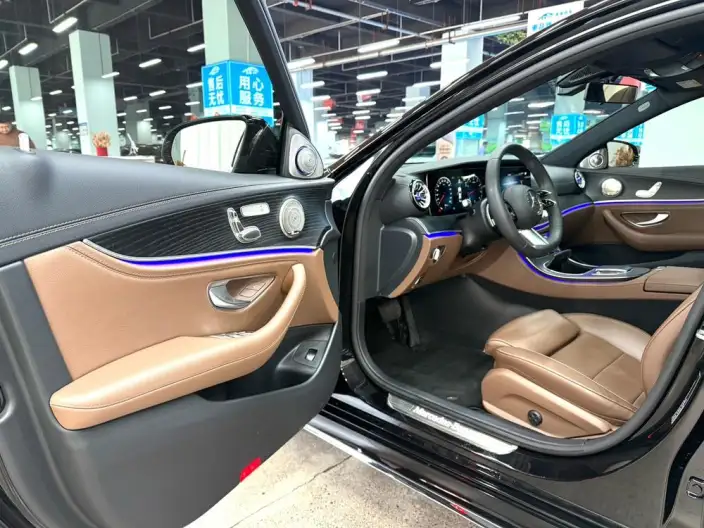 Mercedes-Benz E-Class 2023 Model E 260 L Sports sedan – фото 16