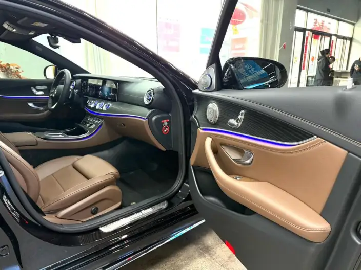 Mercedes-Benz E-Class 2023 Model E 260 L Sports sedan – фото 18