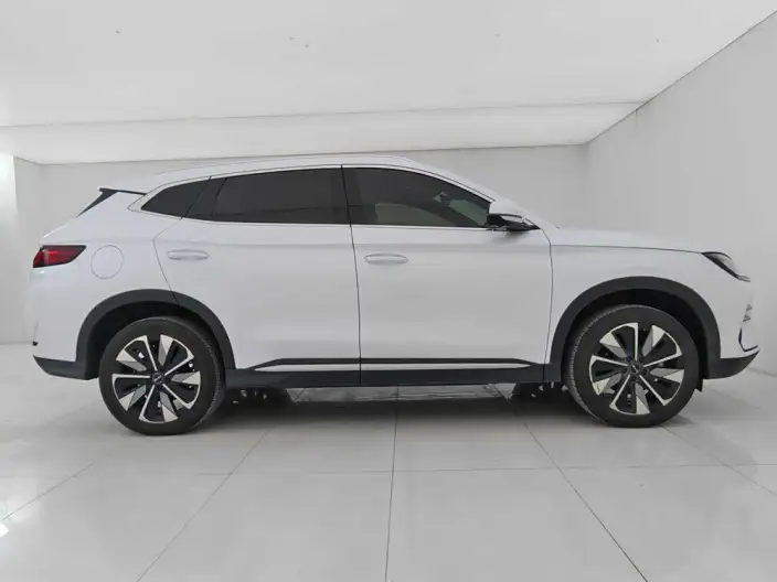 BYD Song PLUS EV 2025 Model 520KM Noble Model – фото 8