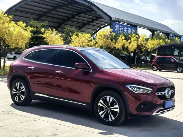 Mercedes-Benz GLA 2022 Model Facelift GLA 200 – фото 3