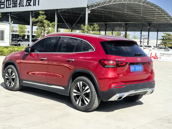 Mercedes-Benz GLA 2022 Model Facelift GLA 200 – фото 4