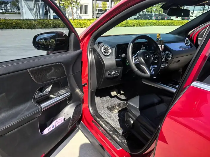 Mercedes-Benz GLA 2022 Model Facelift GLA 200 – фото 9