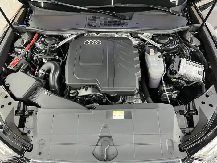 Audi A6L 2024 Model 40 TFSI Luxury Dynamic Model – фото 5
