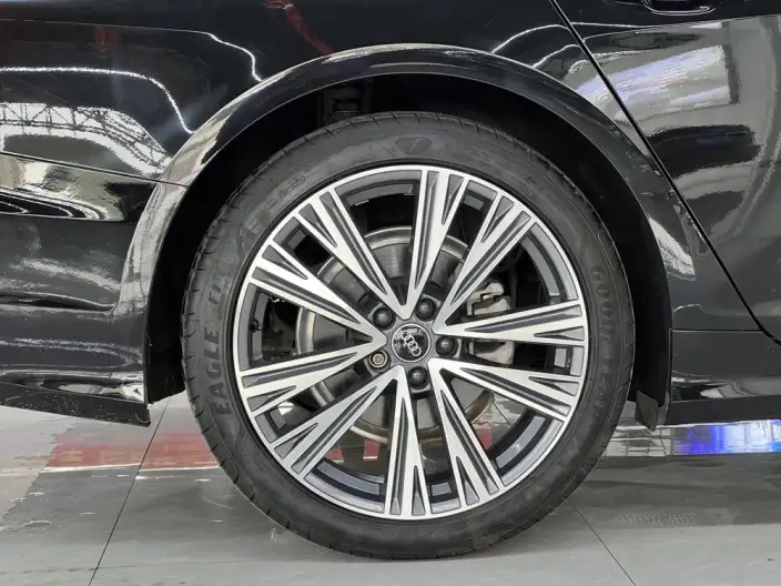 Audi A6L 2024 Model 40 TFSI Luxury Dynamic Model – фото 6