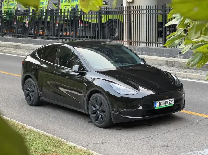 Model Y 2023 Model Long Battery Life Pro All-wheel drive version – фото 3