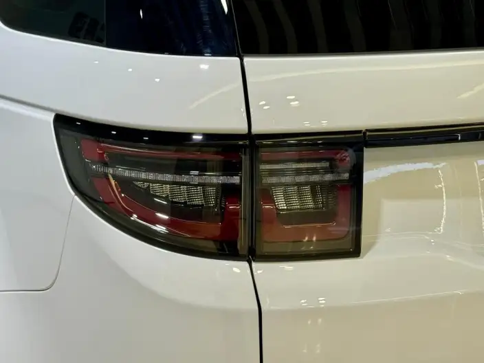 Land Rover Discovery Sport 2025 Model 249PS Performance Technology Edition – фото 10