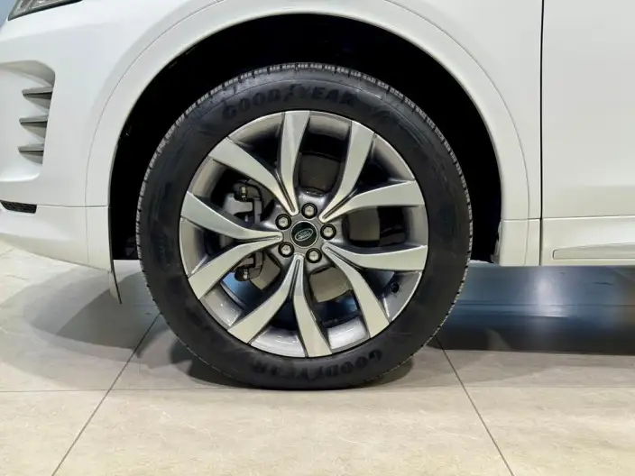 Land Rover Discovery Sport 2025 Model 249PS Performance Technology Edition – фото 13