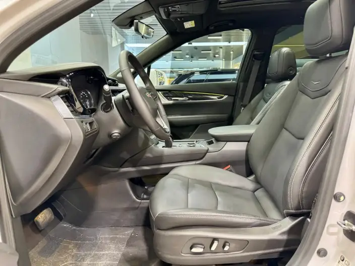 Cadillac XT6 2022 Model 2.0T VI seat 4WD Luxury Model – фото 23