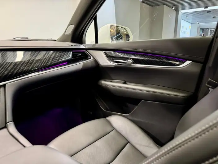 Cadillac XT6 2022 Model 2.0T VI seat 4WD Luxury Model – фото 44