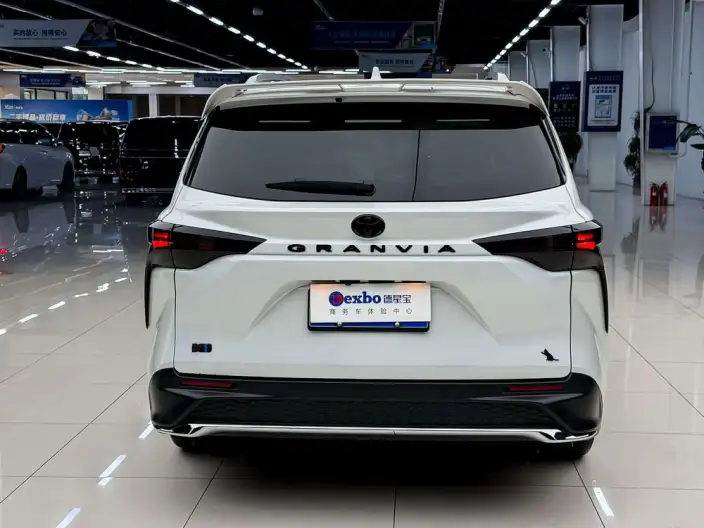 Granvia 2026 Model Intelligent Hybrid 2.5L 2WD Comfort Edition – фото 3