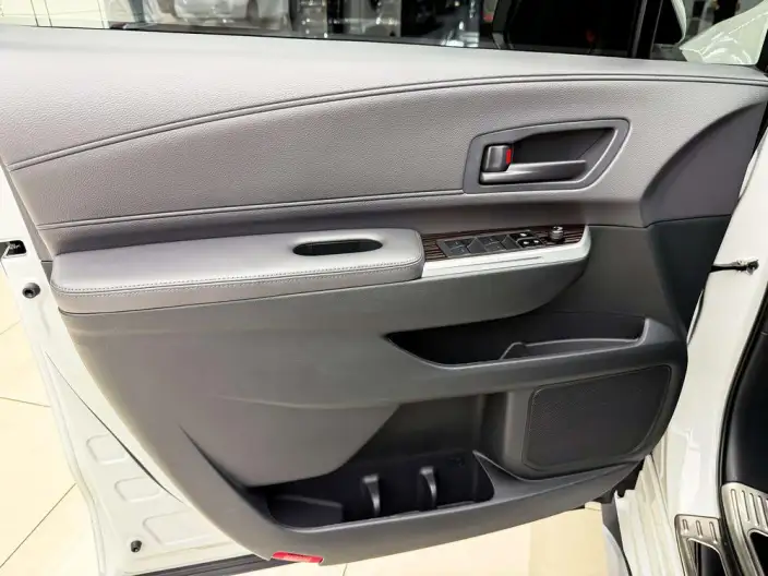 Granvia 2026 Model Intelligent Hybrid 2.5L 2WD Comfort Edition – фото 8