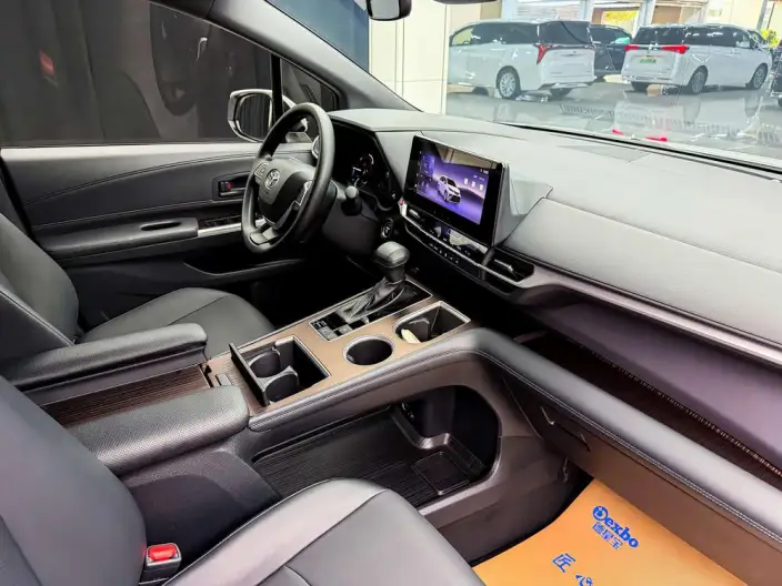 Granvia 2026 Model Intelligent Hybrid 2.5L 2WD Comfort Edition – фото 10