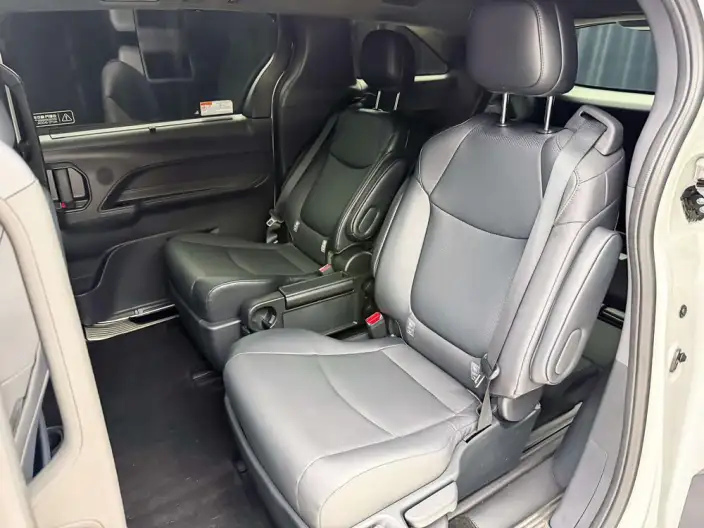 Granvia 2026 Model Intelligent Hybrid 2.5L 2WD Comfort Edition – фото 12