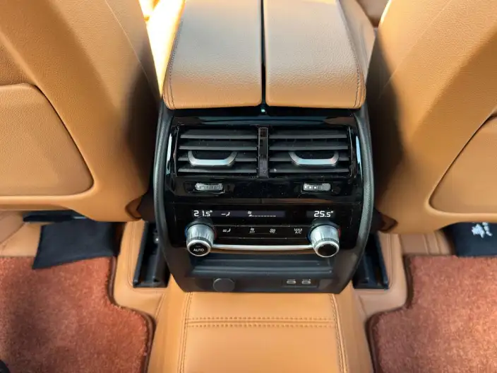 BMW 6 Series GT 2022 Model 630i M Sports Set – фото 10
