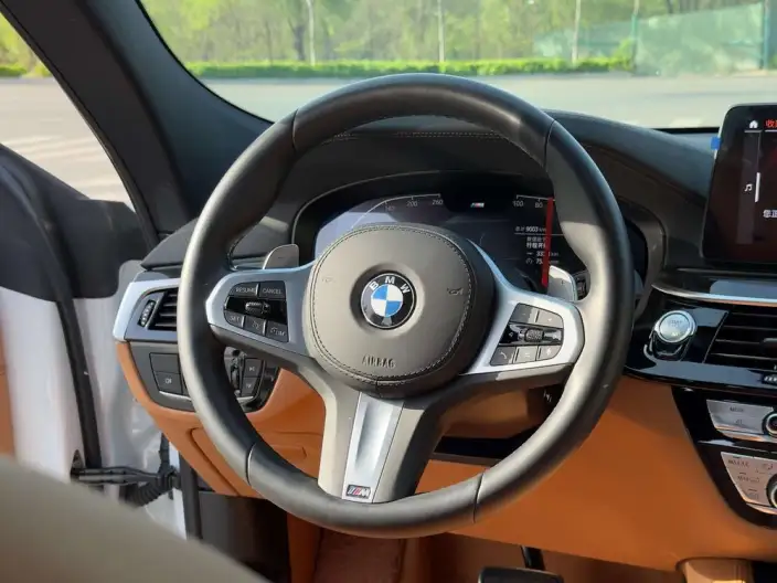BMW 6 Series GT 2022 Model 630i M Sports Set – фото 14