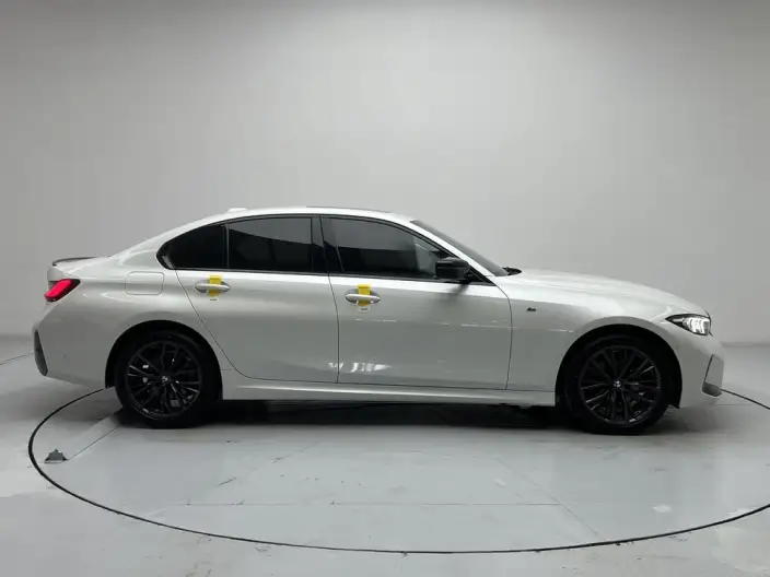 BMW 3 Series 2023 Model 325i M Sports Night Set – фото 8