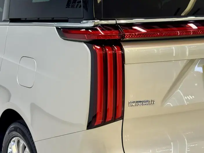 Wey Gaoshan P HEV 2023 Model 4WD Ultimate Edition – фото 10