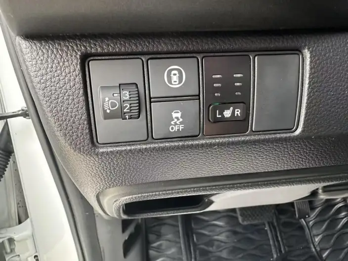 Honda Vezel 2023 Model 1.5L CVT Technology Edition – фото 12