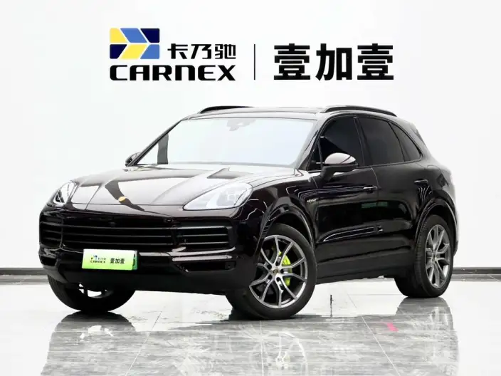 Cayenne E-Hybrid 2023 Model Cayenne E-Hybrid 2.0T Platinum edition – фото 1