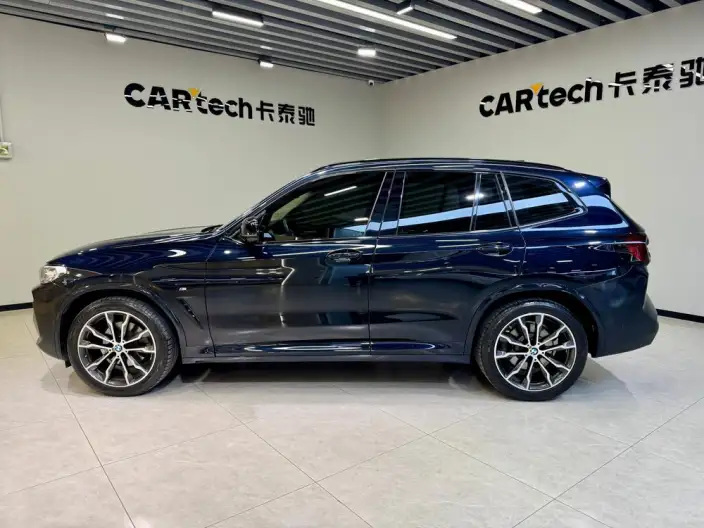 BMW X3 2023 Model xDrive30i Leading Model M Night Set – фото 4