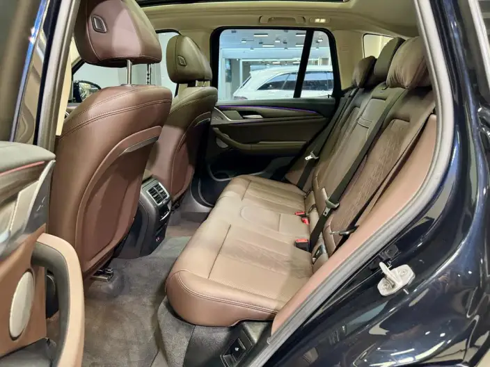 BMW X3 2023 Model xDrive30i Leading Model M Night Set – фото 25