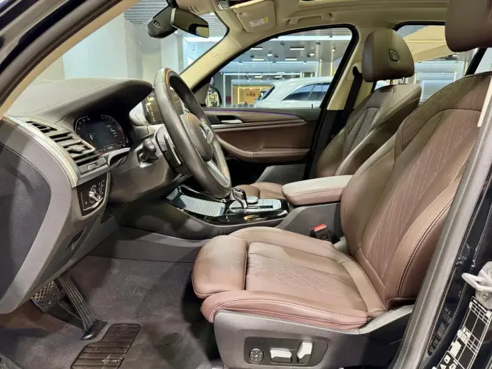 BMW X3 2023 Model xDrive30i Leading Model M Night Set – фото 29