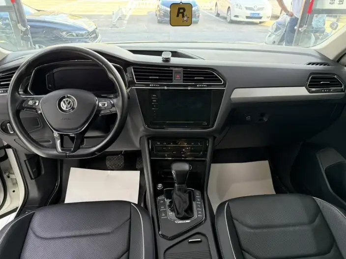 Volkswagen Tiguan L PHEV 2020 Model 430PHEV Plug-in hybrid Ultimate Edition – фото 9