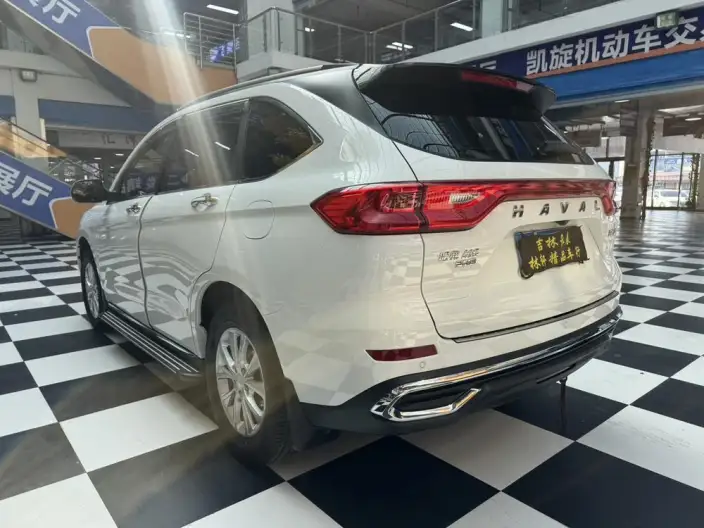 Haval M6 2023 Model PLUS 1.5T DCT Luxury Smart Connect Model – фото 4