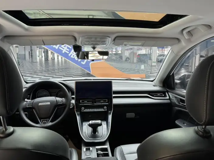 Haval M6 2023 Model PLUS 1.5T DCT Luxury Smart Connect Model – фото 12