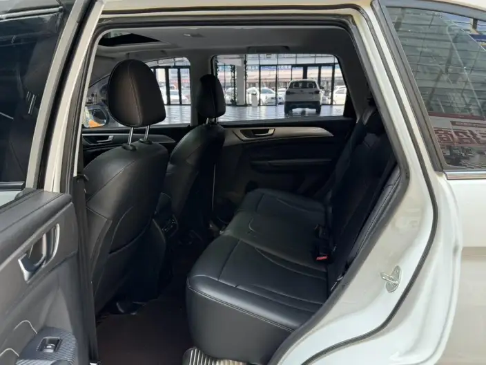 Haval M6 2023 Model PLUS 1.5T DCT Luxury Smart Connect Model – фото 17
