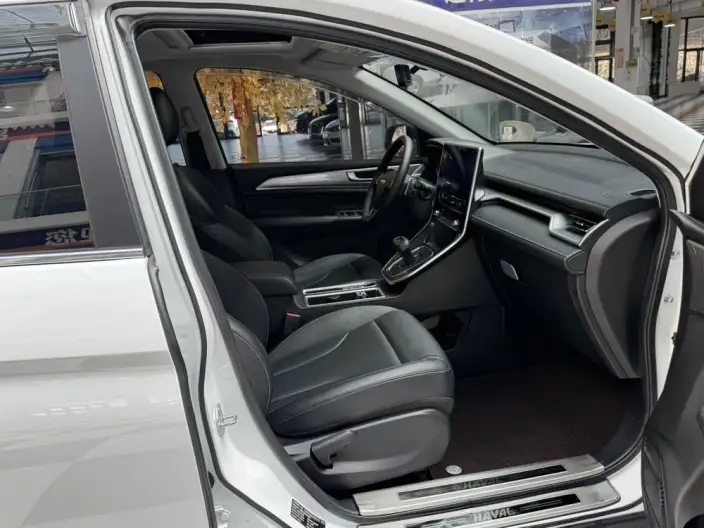Haval M6 2023 Model PLUS 1.5T DCT Luxury Smart Connect Model – фото 20