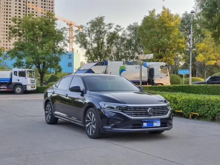 Volkswagen Passat 2022 Model 330TSI Deluxe Edition – фото 3