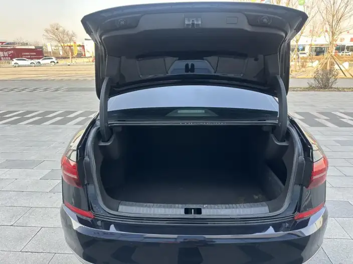 Volkswagen Passat 2021 Model 330TSI Deluxe Edition – фото 12