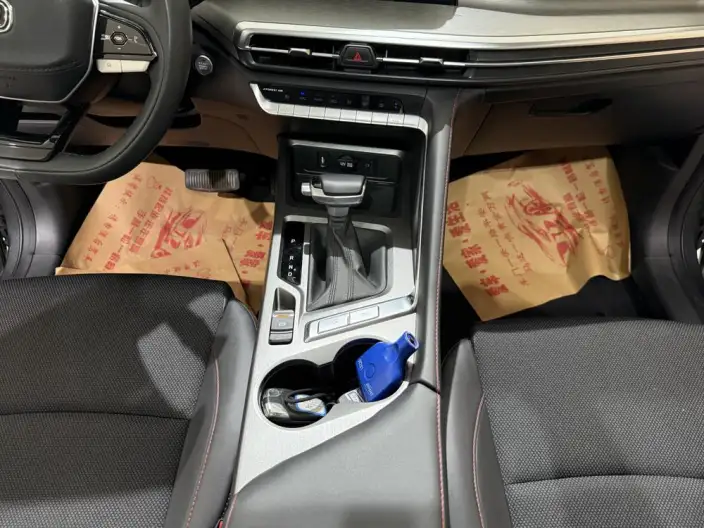 Changan CS35 PLUS 2023 Model Changxiang Edition Blue whale NE 1.4T DCT Chao Xiang Model – фото 14