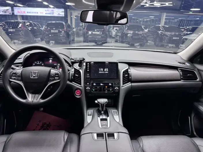 Honda Avancier 2020 Model 240 TURBO CVT Exclusive Edition – фото 7
