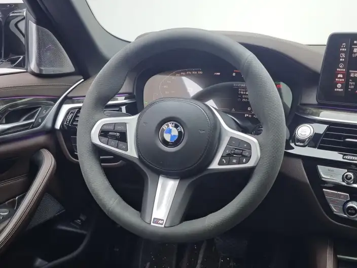 BMW 5 Series 2021 Model Facelift 525Li M Sports Set – фото 16