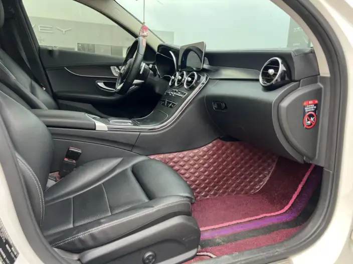 Mercedes-Benz C-Class 2021 Model C 260 L Sports Edition – фото 6