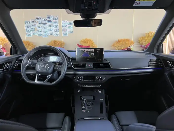 Audi Q5L 2026 Model quattro 45th Anniversary Collector Edition Edition 40TFSI Luxury Dynamic Model – фото 9