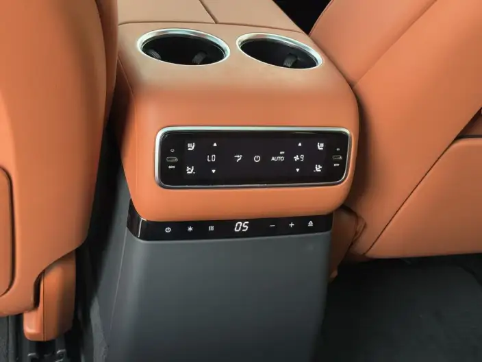 Li Auto L9 2024 Model Ultra Edition – фото 7
