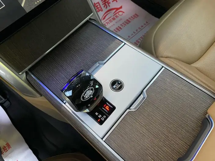 Range Rover 2024 Model 3.0 L6 360PS Shengshi Edition – фото 11