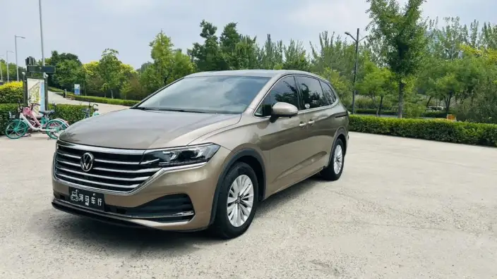 Viloran 2020 Model 330TSI Business Edition – фото 1