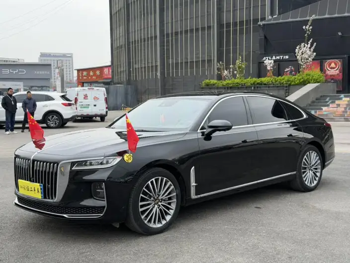 HONGQI H9 2020 Model 2.0T Smart Flag Enjoy Edition – фото 1