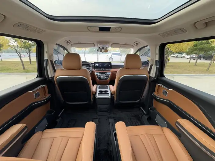 HONGQI HQ9 PHEV 2024 Model 4WD Business Edition – фото 7