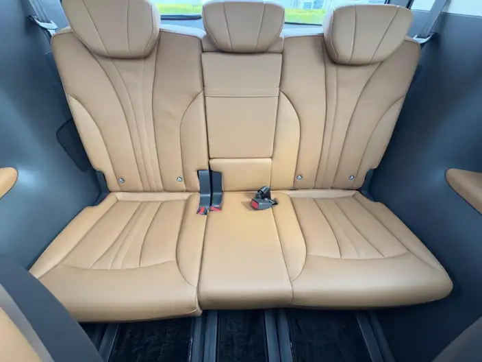HONGQI HQ9 PHEV 2024 Model 4WD Business Edition – фото 18