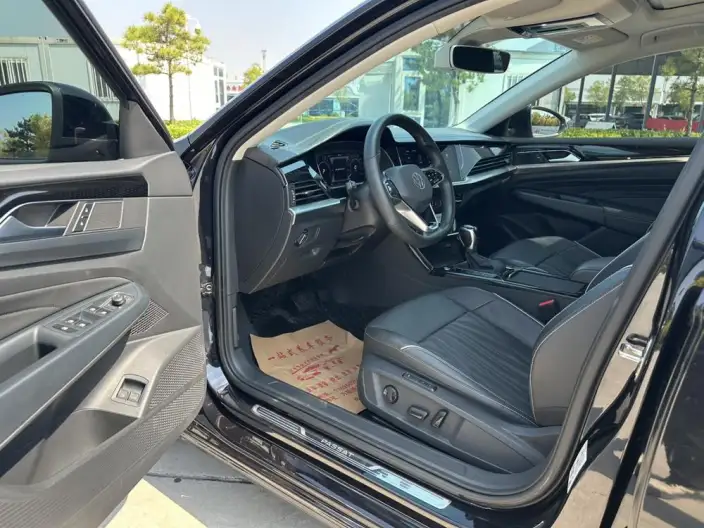 Volkswagen Passat PHEV 2022 Model 430PHEV Hybrid Business Edition – фото 9