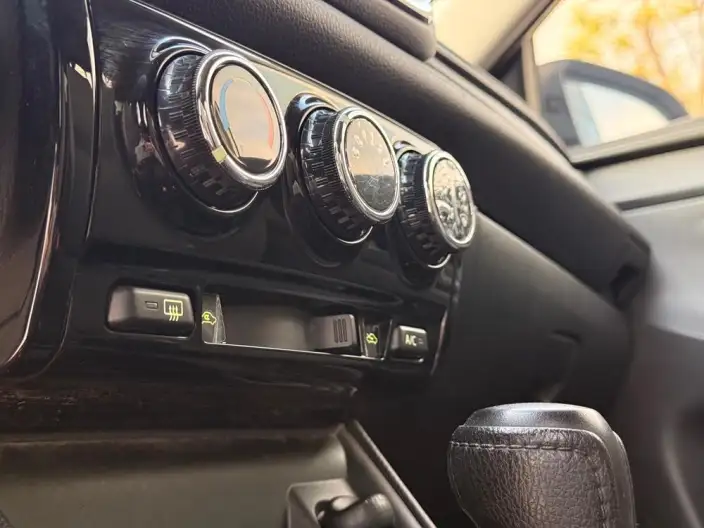 Toyota Vios 2022 Model 1.5L CVT 20th Anniversary Memorial Edition – фото 5