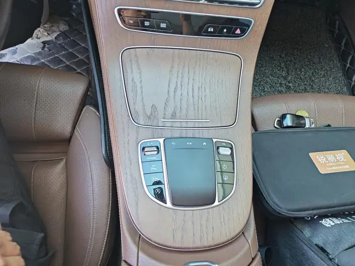 Mercedes-Benz E-Class 2022 Model Facelift E 300 L Luxury Model sedan – фото 9